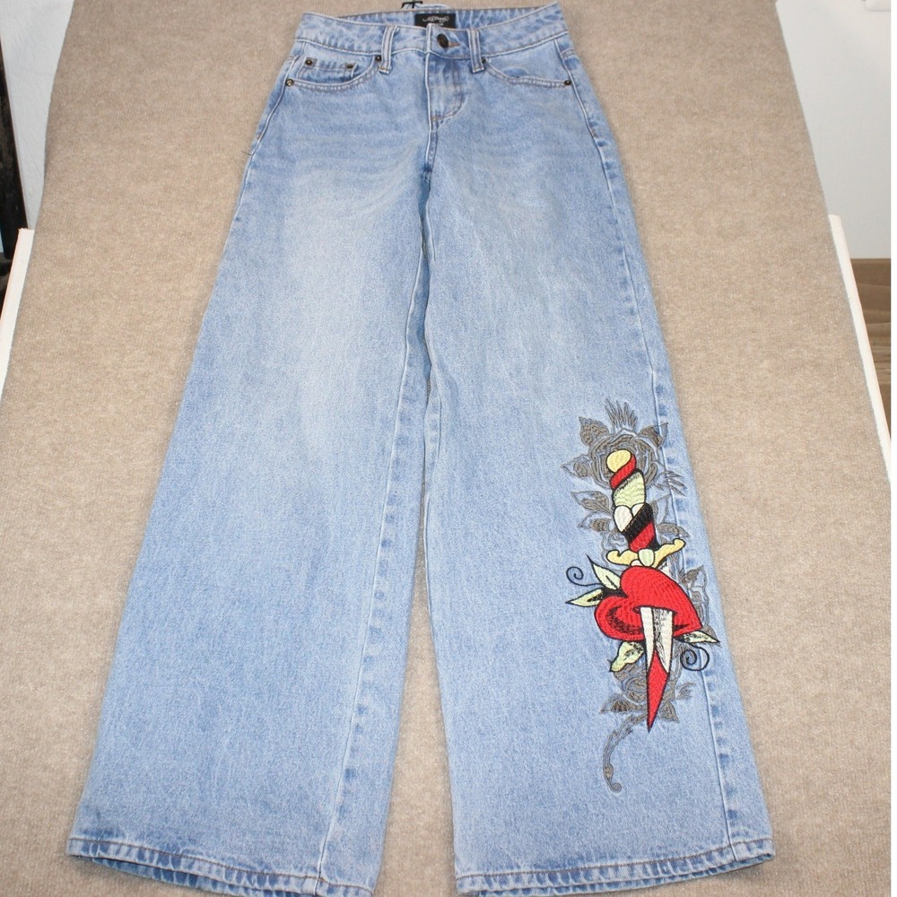 Ed Hardy Wide Leg Jeans Light Wash Embroidered Heart Dagger Size 24 Y2K Baggy